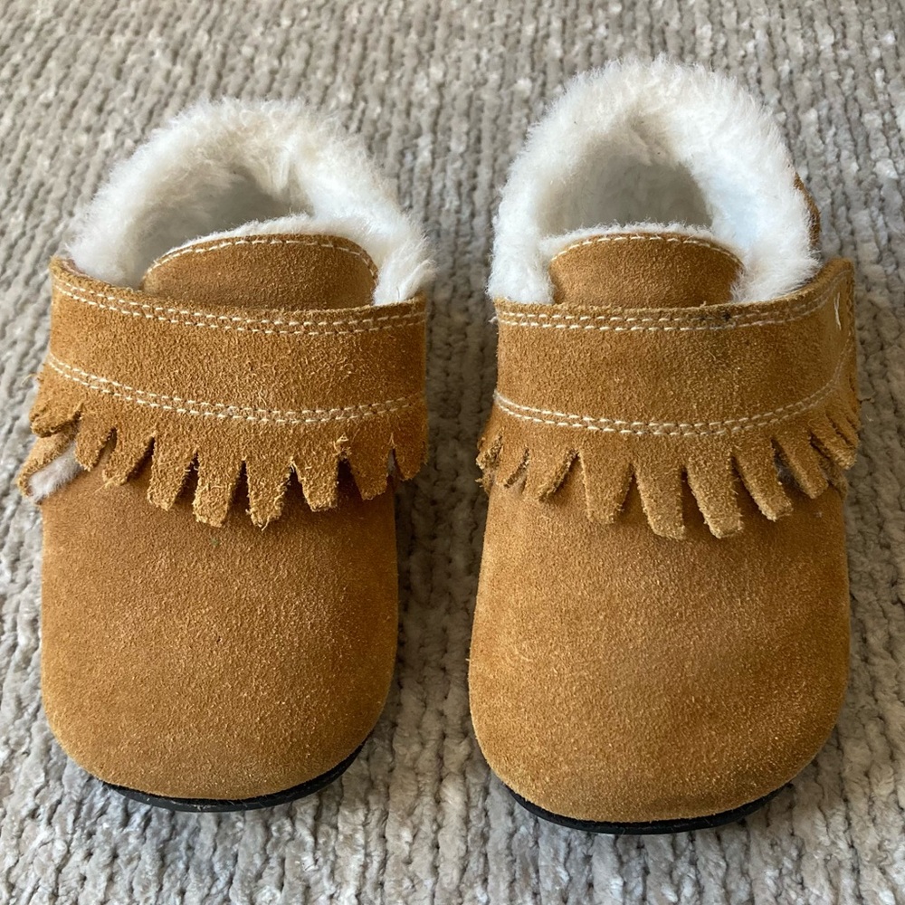 Jack & Lily Adorable Baby Moccasins‎ 24-30 months Faux Fur Lining